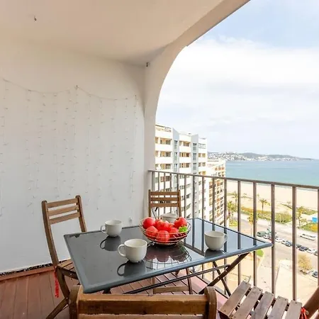 12-silv -seeviews , Clima, Downtown Apartman *